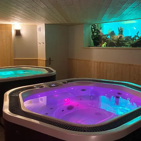 1 Bedroom Awesome In *